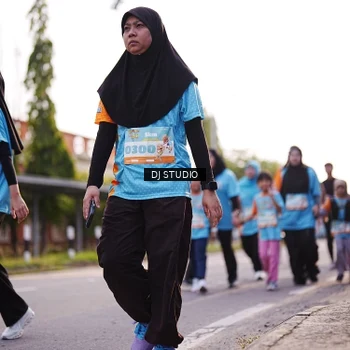 Runner Photo 8376510