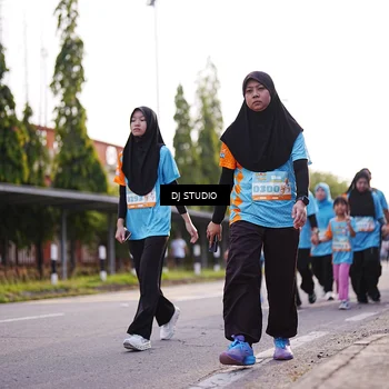 Runner Photo 8376513