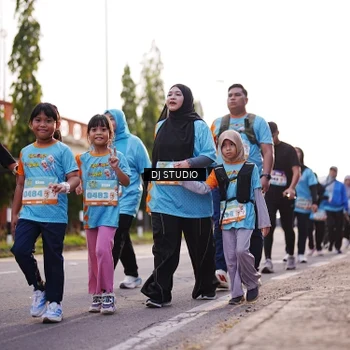 Runner Photo 8376628