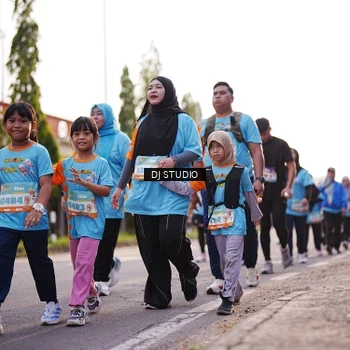 Runner Photo 8376638