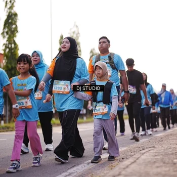 Runner Photo 8376646