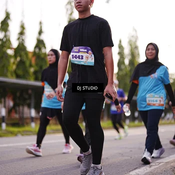 Runner Photo 8376745