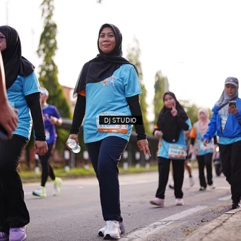 Runner Photo 8376757