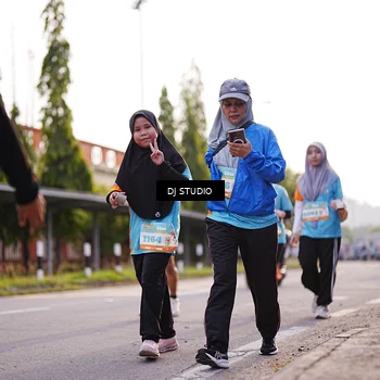 Runner Photo 8376826