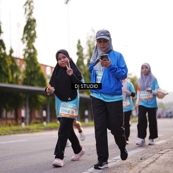Runner Photo 8376836