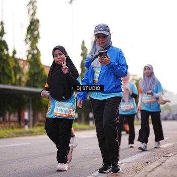 Runner Photo 8376860