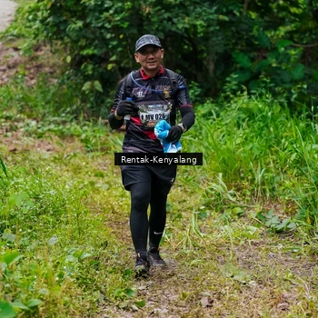 Runner Photo 8376862
