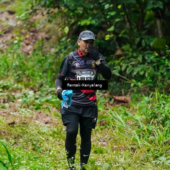 Runner Photo 8376875