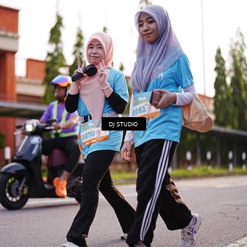 Runner Photo 8376946