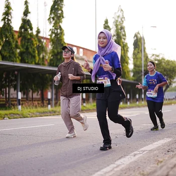 Runner Photo 8376957