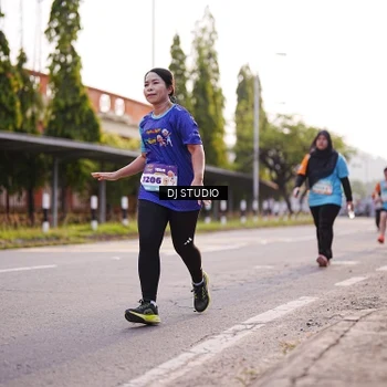 Runner Photo 8376984