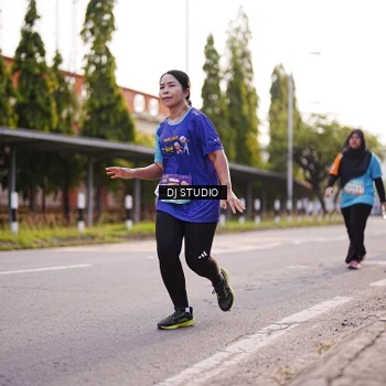 Runner Photo 8376989