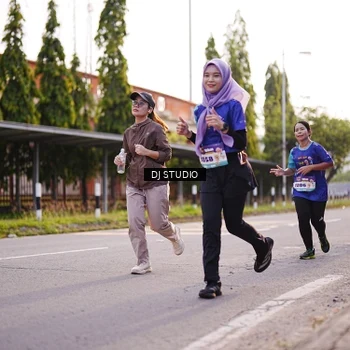 Runner Photo 8376990