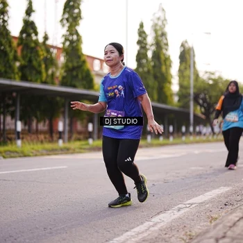 Runner Photo 8376993