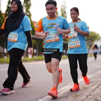 Runner Photo 8377102