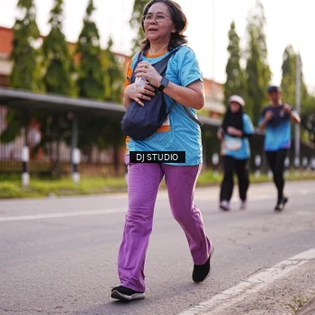 Runner Photo 8377120