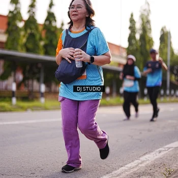 Runner Photo 8377121