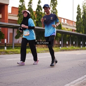 Runner Photo 8377139