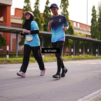 Runner Photo 8377141