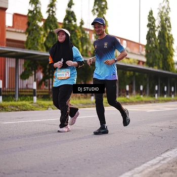Runner Photo 8377142