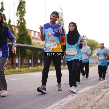 Runner Photo 8377174