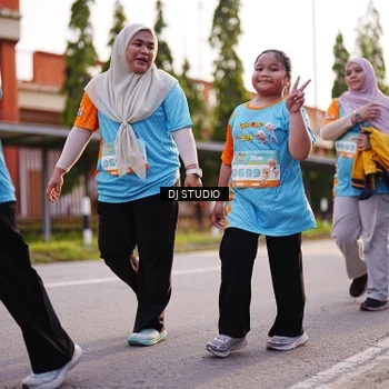 Runner Photo 8377239