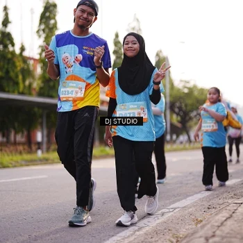 Runner Photo 8377243