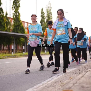 Runner Photo 8377275