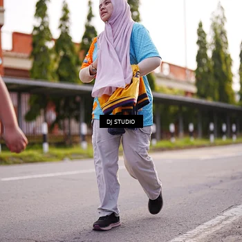 Runner Photo 8377391