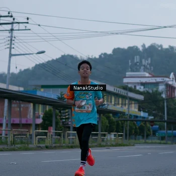 Runner Photo 8377426