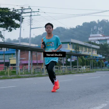 Runner Photo 8377448