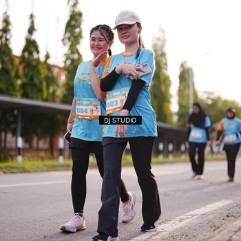 Runner Photo 8377475