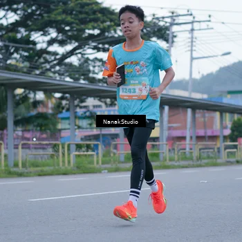 Runner Photo 8377508