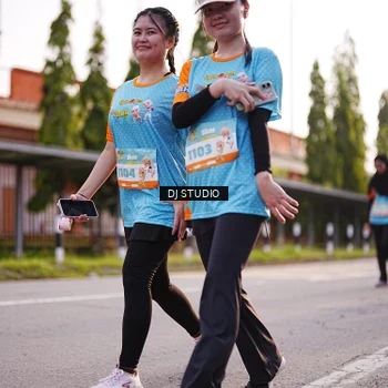 Runner Photo 8377547