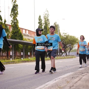 Runner Photo 8377572