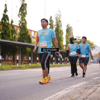 Runner Photo 8377578