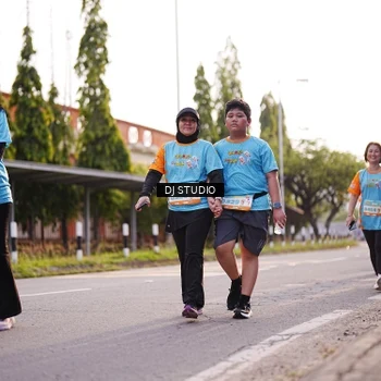 Runner Photo 8377598