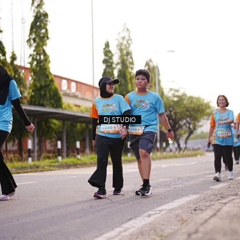 Runner Photo 8377660