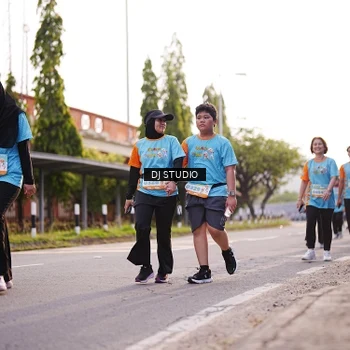Runner Photo 8377795