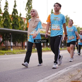 Runner Photo 8377805