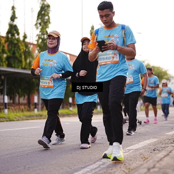 Runner Photo 8377941