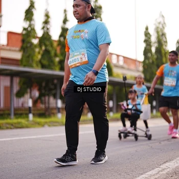 Runner Photo 8377985