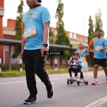 Runner Photo 8377989