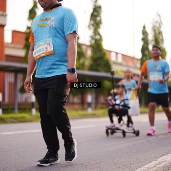 Runner Photo 8377991