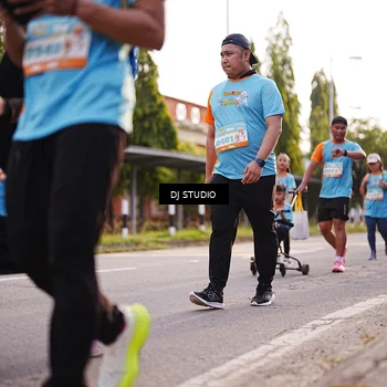 Runner Photo 8378007