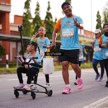 Runner Photo 8378012