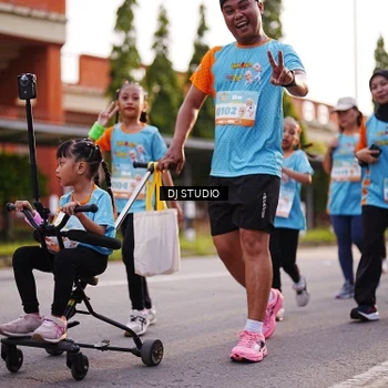 Runner Photo 8378020