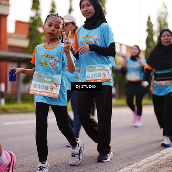 Runner Photo 8378033