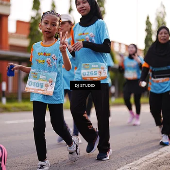 Runner Photo 8378035