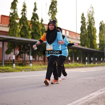 Runner Photo 8378056